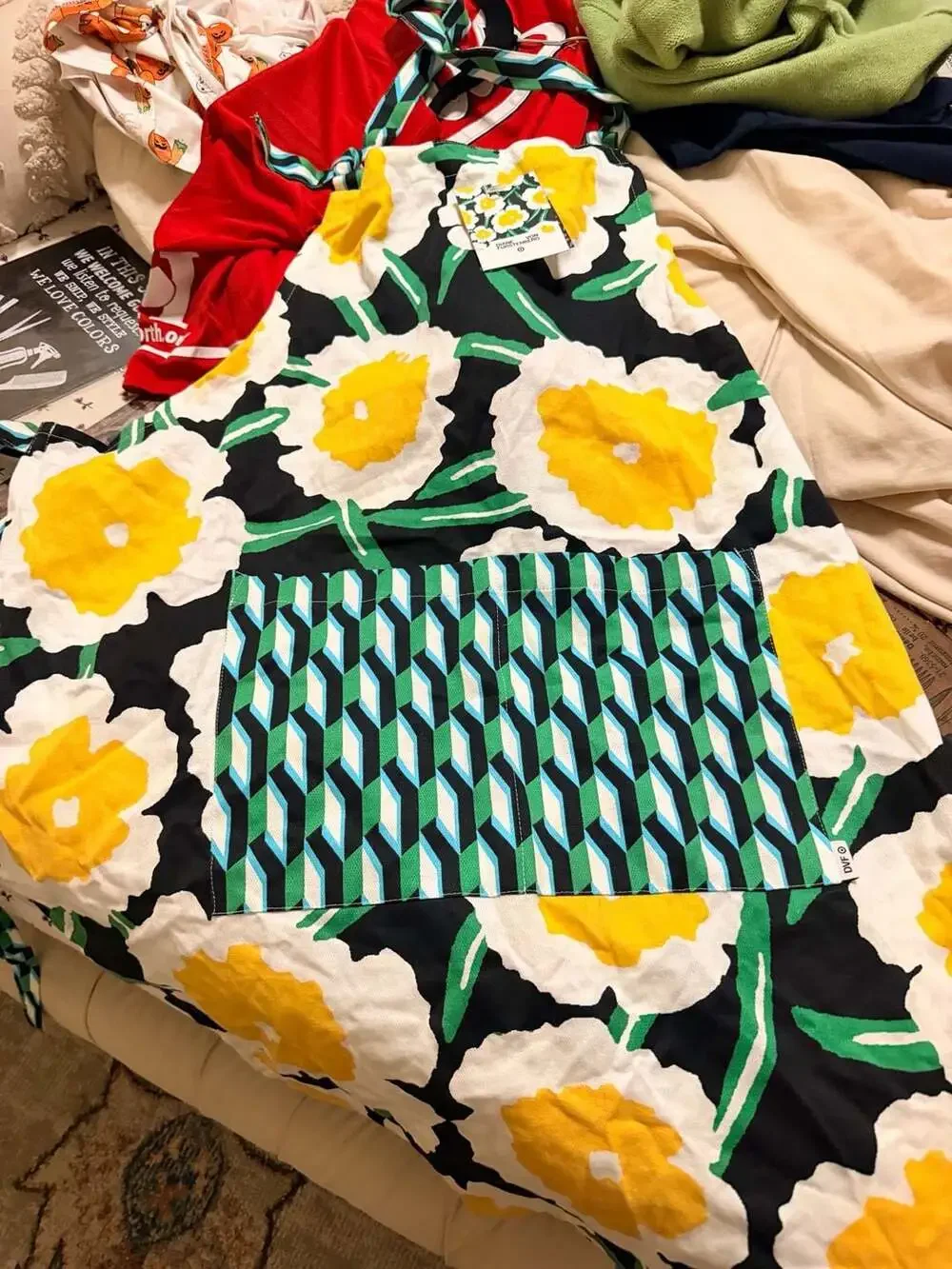 Diane Von Furstenberg x Target Poppy Geo Print Kitchen Apron with Pocket